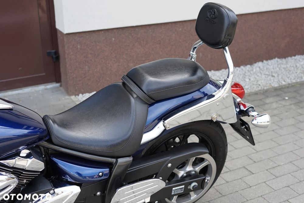 Yamaha XVS - 23