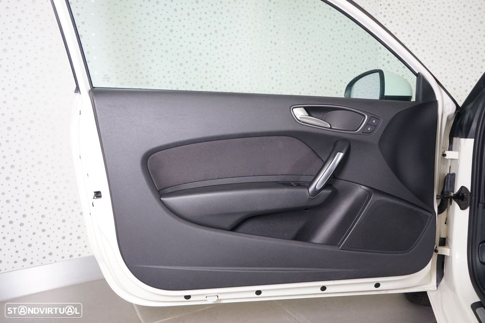 Audi A1 1.6 TDI Ambition - 17
