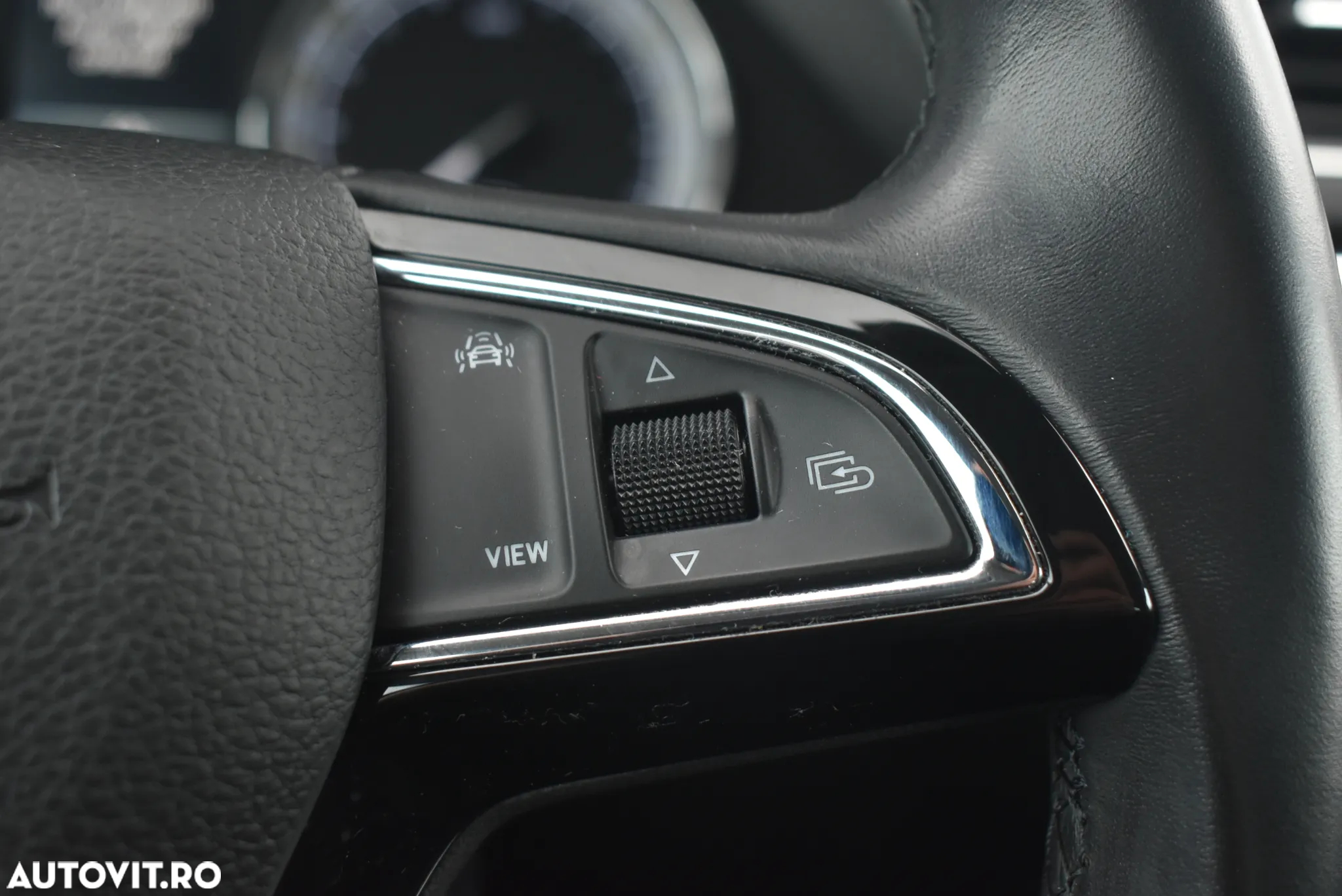 Skoda Superb 2.0 TDI DSG Ambition - 24