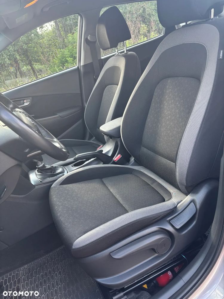 Hyundai Kona - 15