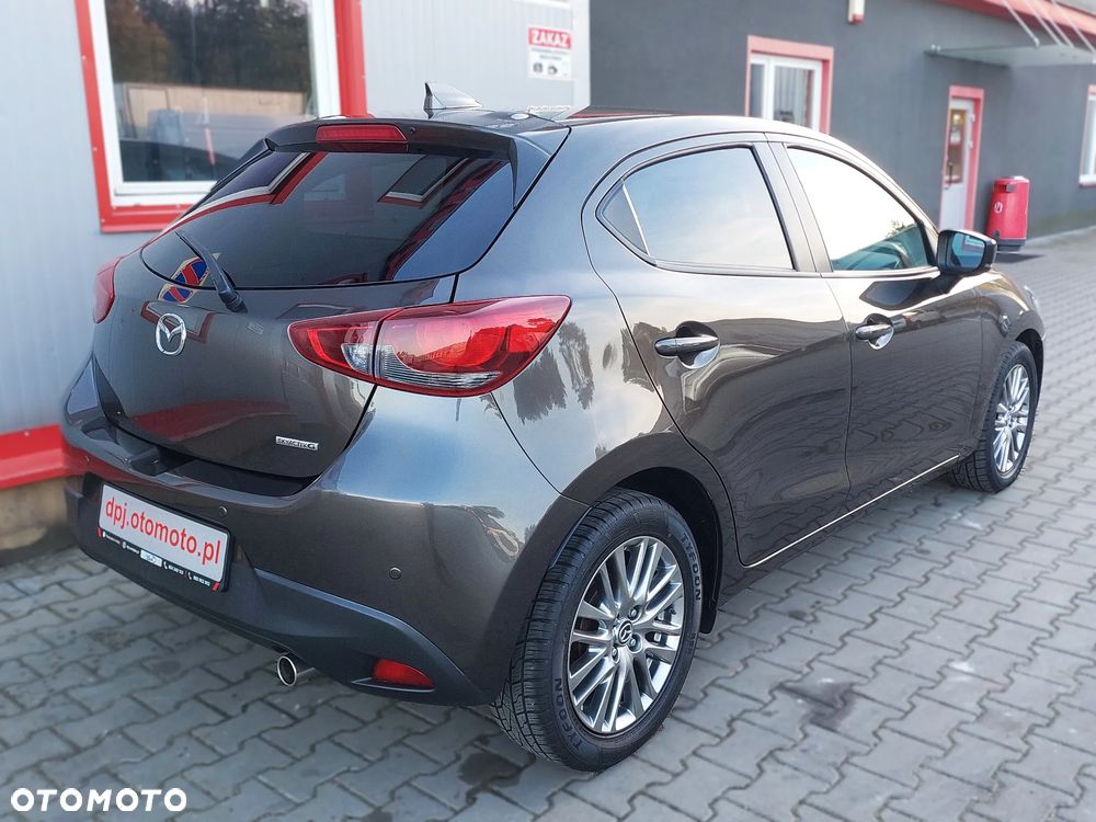 Mazda 2 - 8