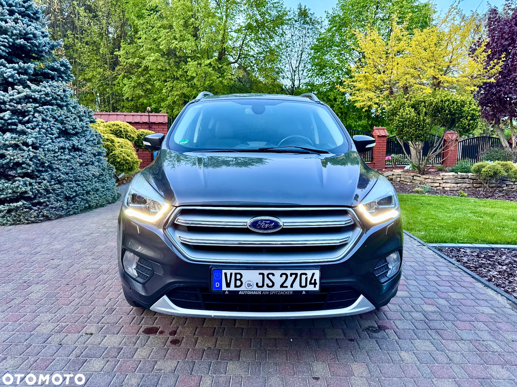 Ford Kuga 1.5 EcoBoost 4x4 Titanium - 3