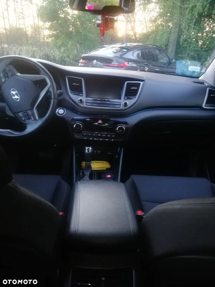 Hyundai Tucson 1.7 CRDI BlueDrive Style 2WD DCT - 11