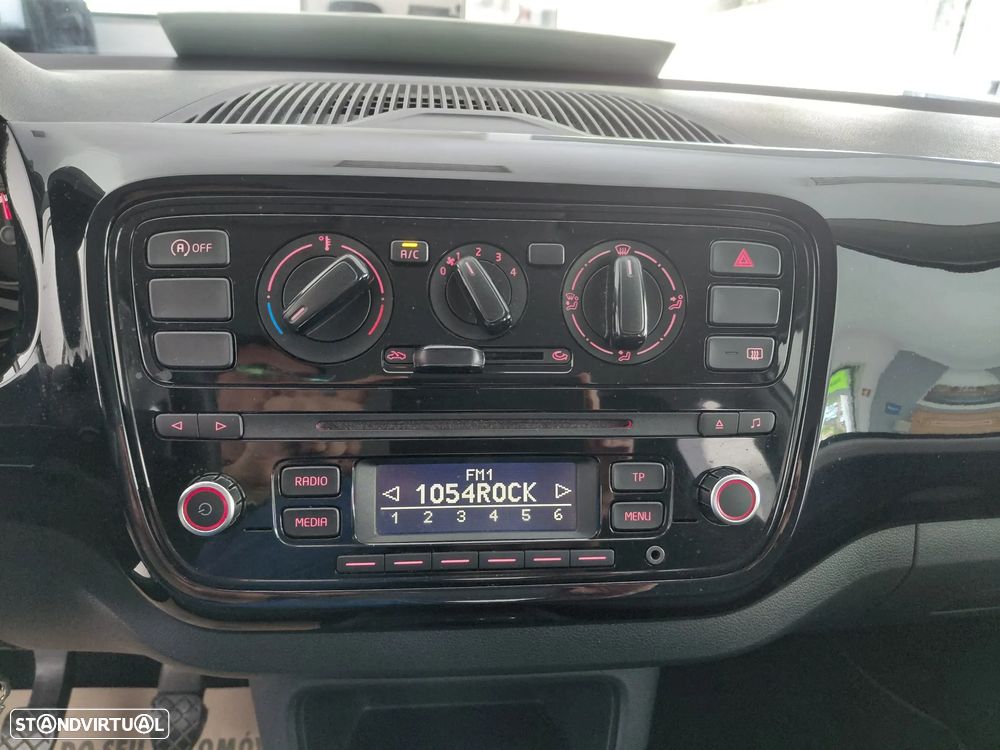 VW Up! 1.0 BlueMotion Move - 16