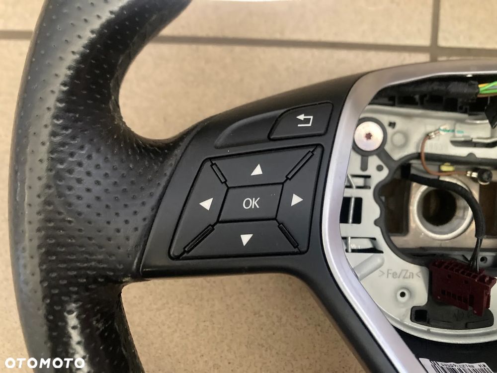 Kierownica skórzana multifunkcyjna Mercedes A2184600518 - 3