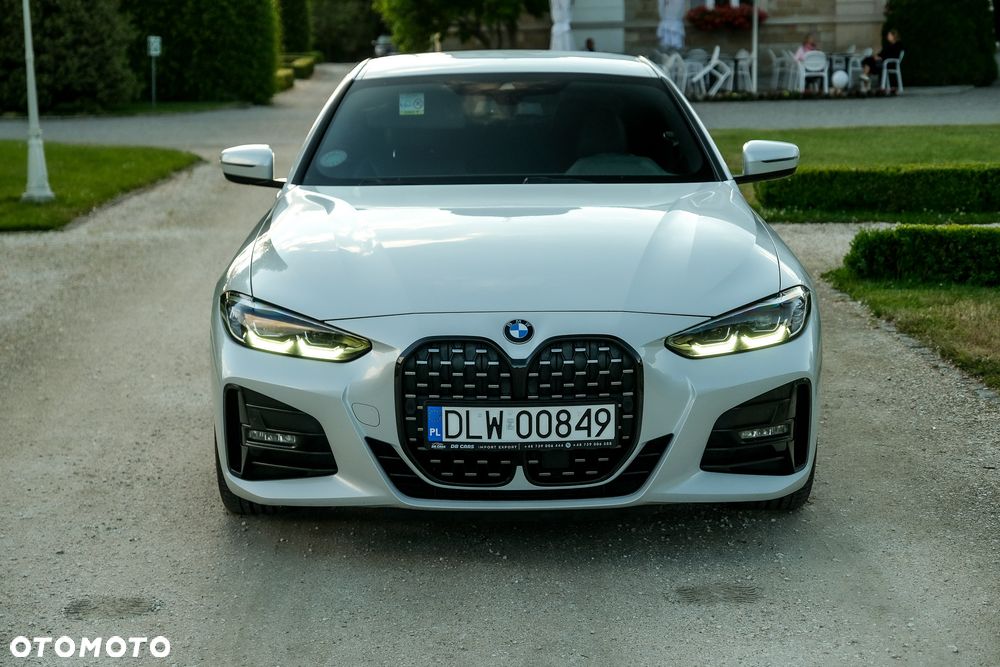 BMW Seria 4 2021 photo 2
