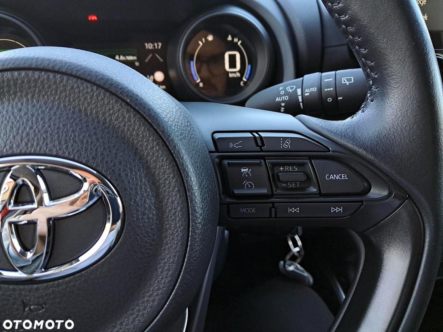 Toyota Yaris Hybrid 1.5 Comfort - 18
