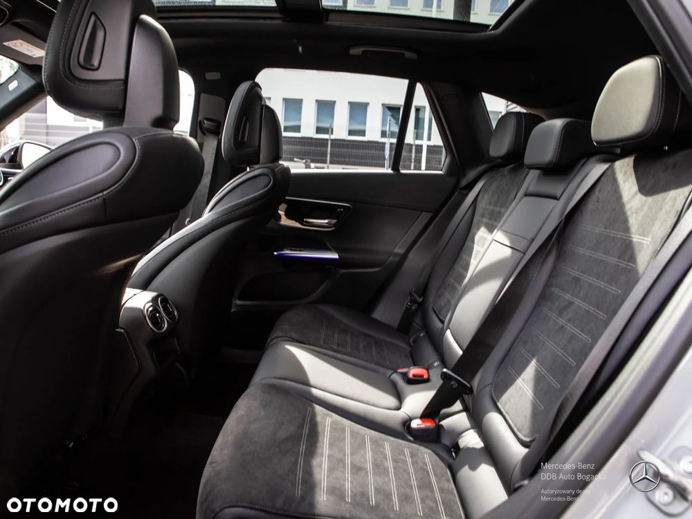 Mercedes-Benz GLC 300 mHEV 4-Matic AMG Line - 12