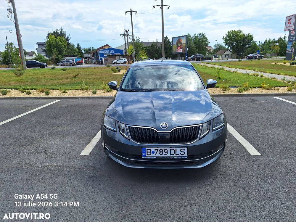 Skoda Octavia 2.0 TDI DSG Style - 9