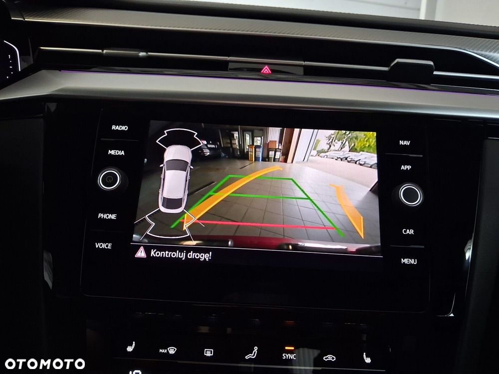 Volkswagen Arteon 2.0 TSI R-Line DSG - 17