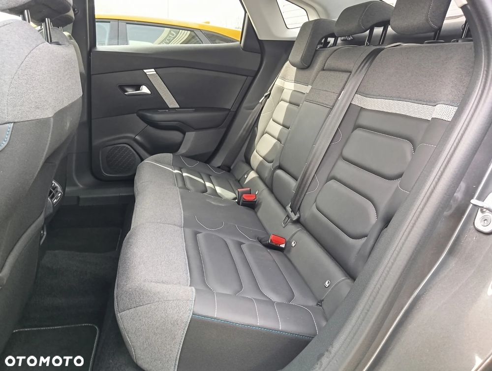 Citroën C4 1.2 PureTech Max S&S EAT8 - 17