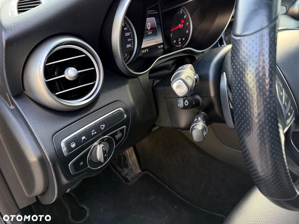 Mercedes-Benz GLC 300 4Matic 9G-TRONIC Exclusive - 10