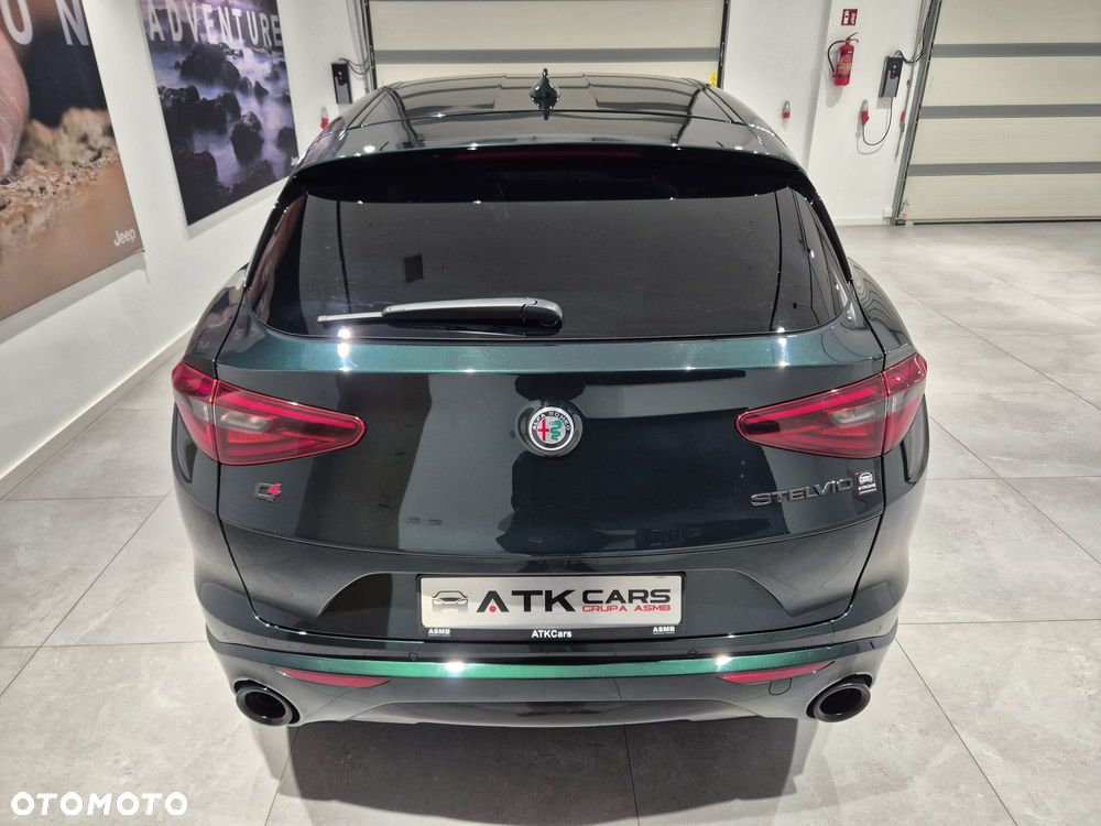 Alfa Romeo Stelvio - 6
