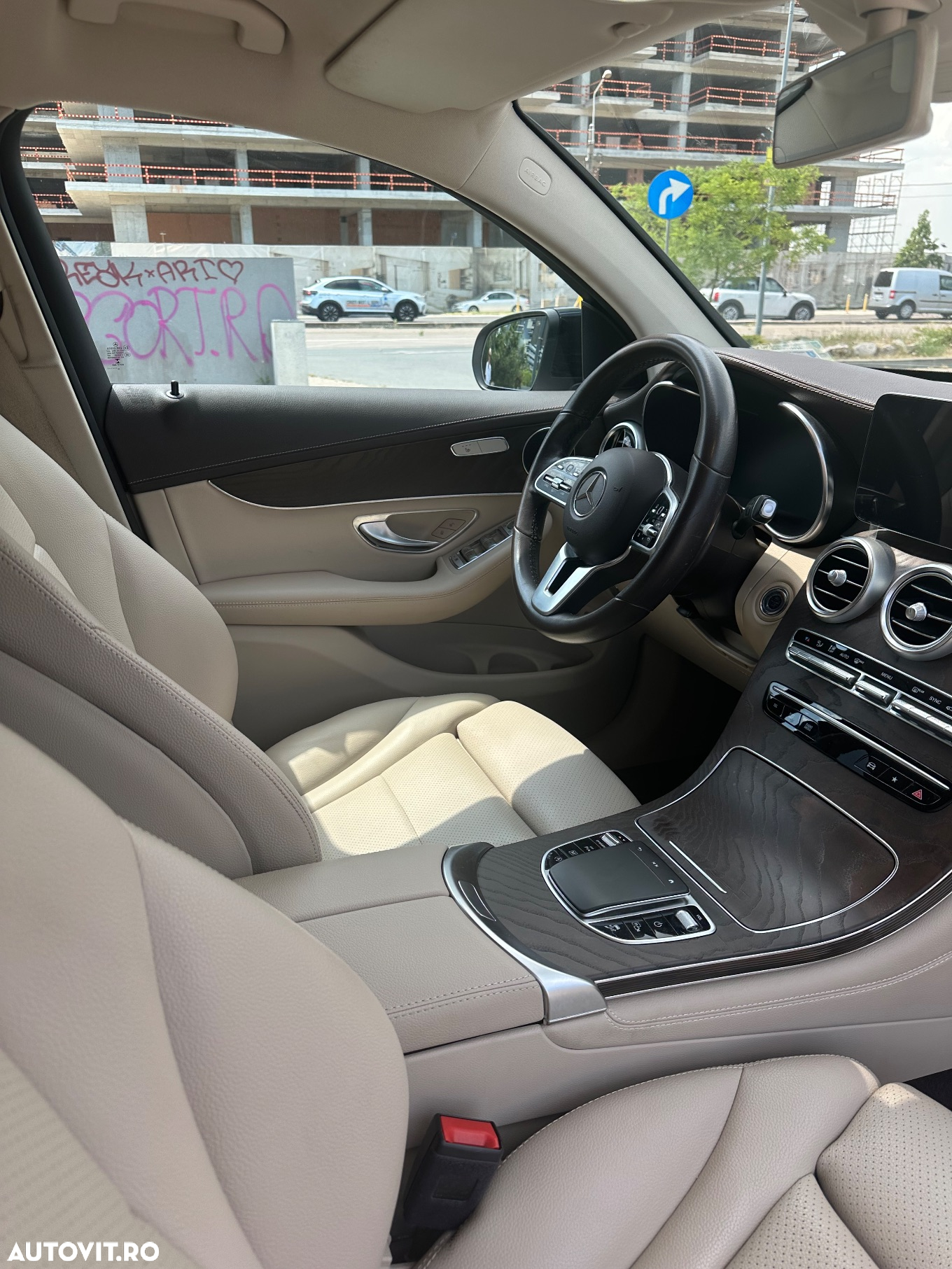 Mercedes-Benz GLC 200 4MATIC - 13