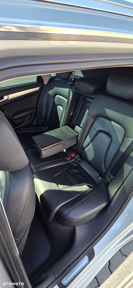 Audi A4 Avant 3.0 TDI DPF quattro Ambiente - 17