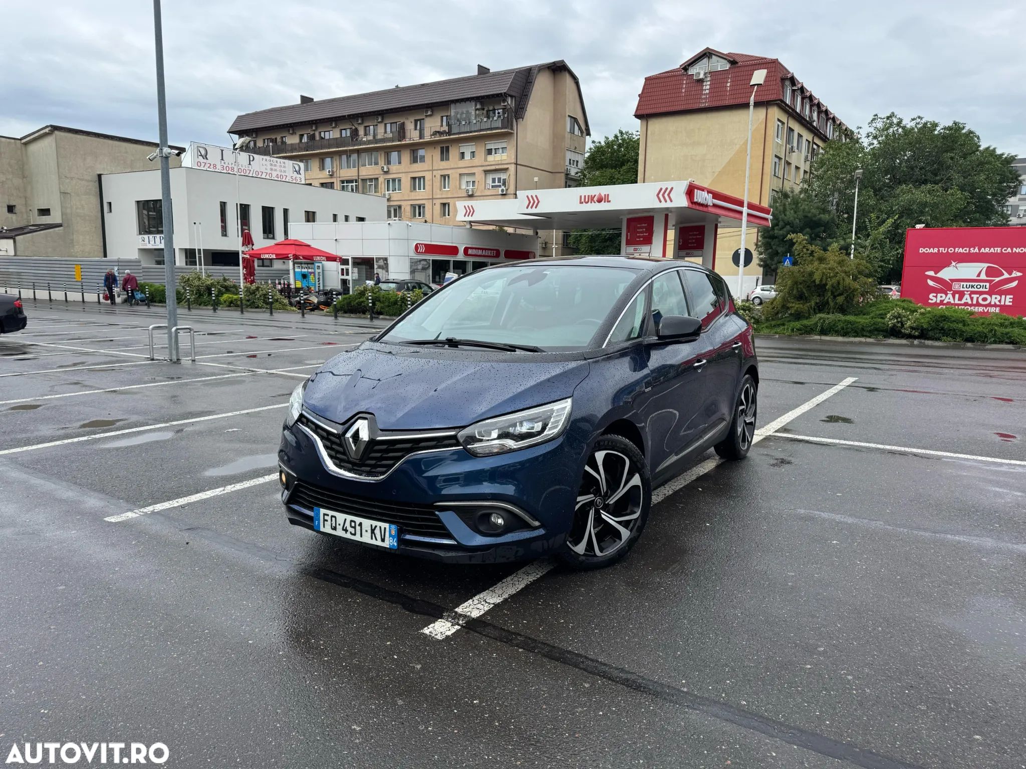 Renault Scenic BLUE dCi 120 EDC BOSE EDITION - 1
