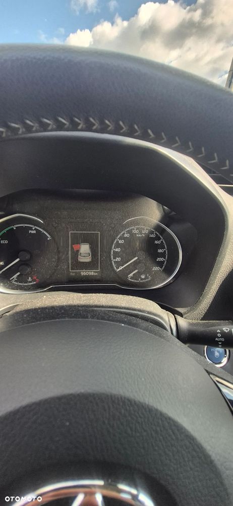 Toyota Yaris Hybrid 100 Active - 5