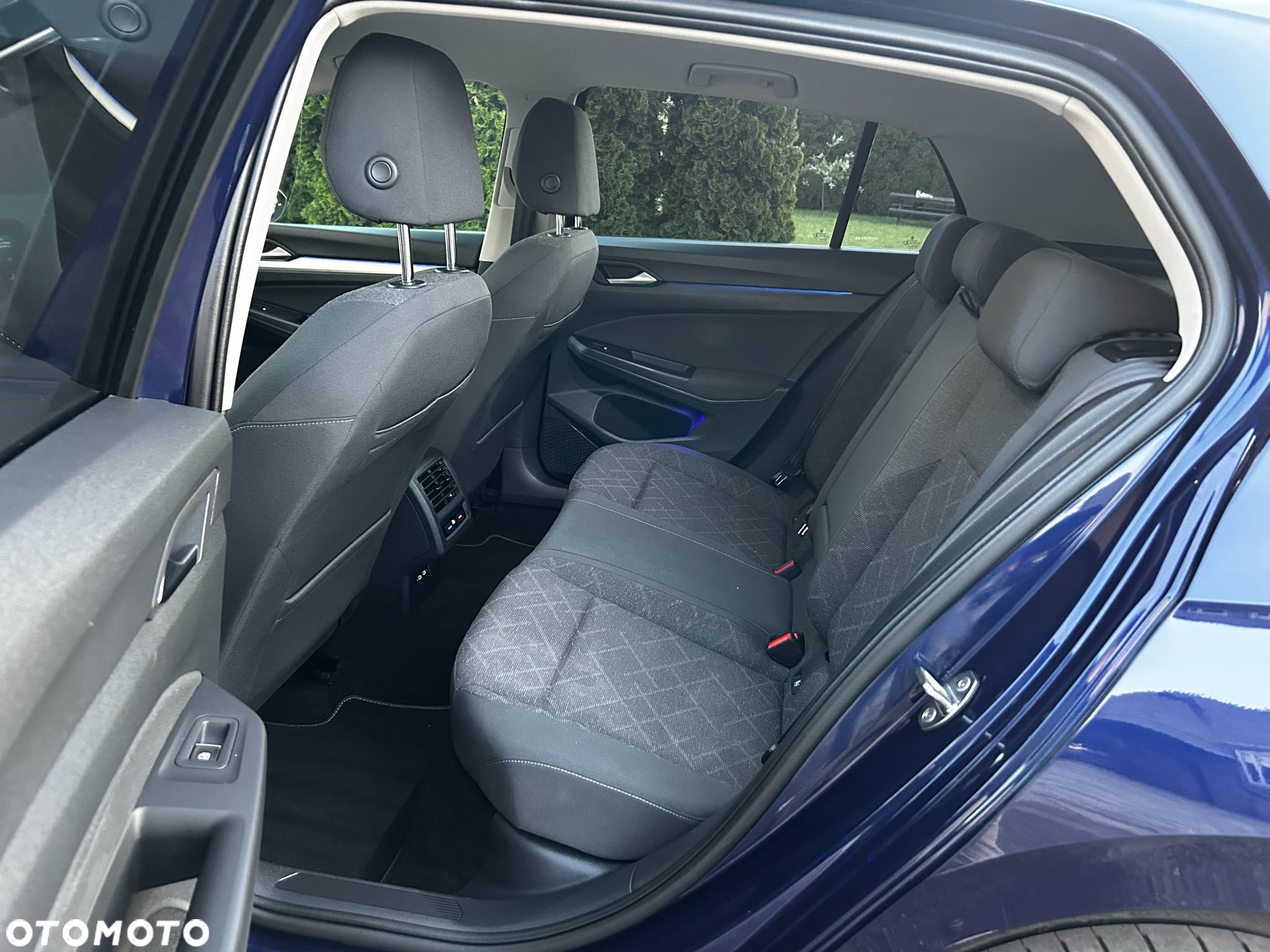 Volkswagen Golf VIII 2.0 TDI - 9