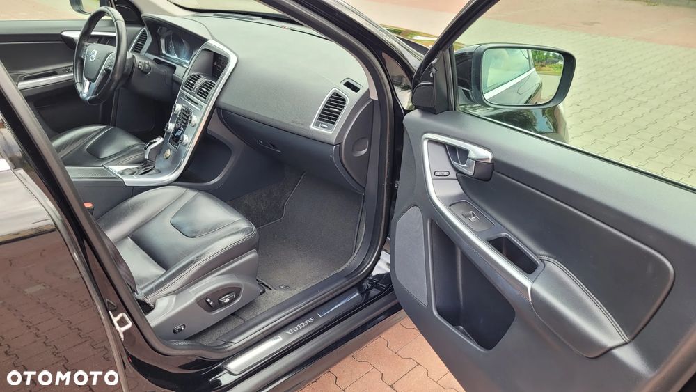 Volvo XC 60 D4 AWD Summum - 13