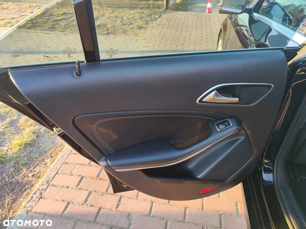 Mercedes-Benz CLA - 18