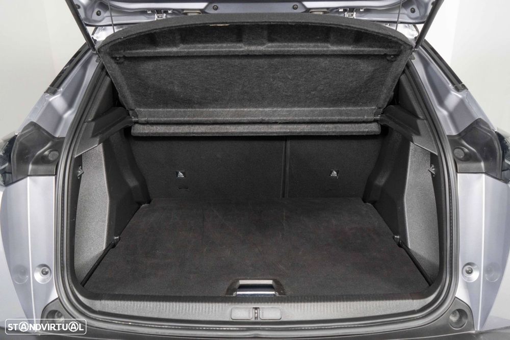 Peugeot 2008 1.2 Hybrid Allure e-DCS6 - 13