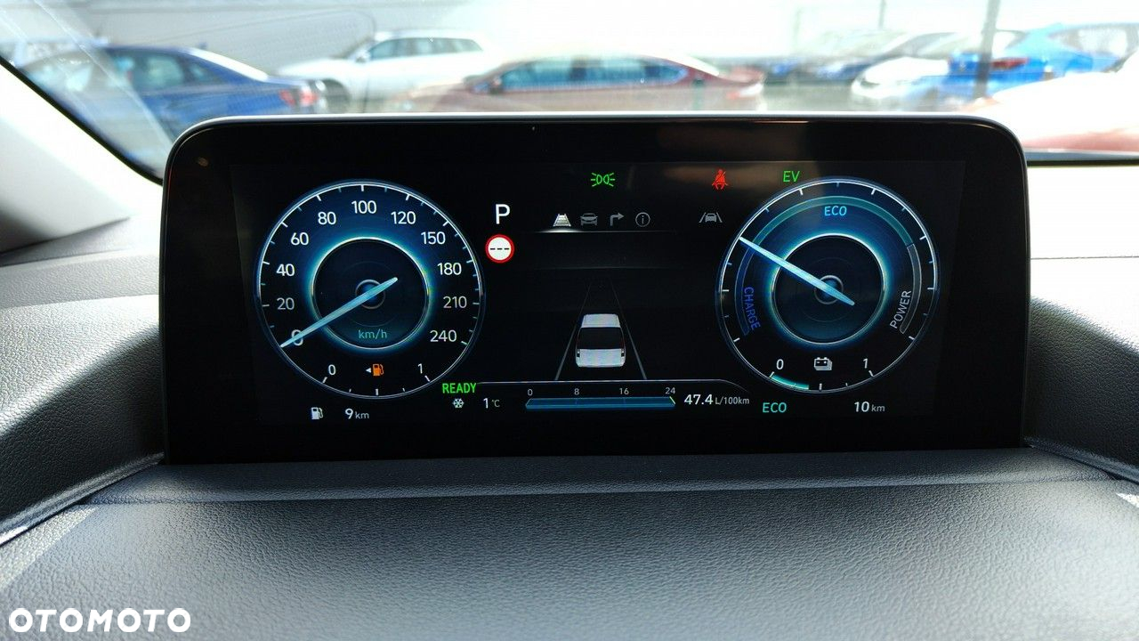 Hyundai Staria - 15