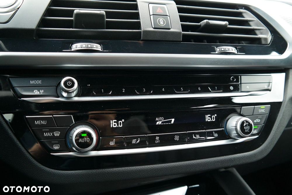 BMW X4 - 27