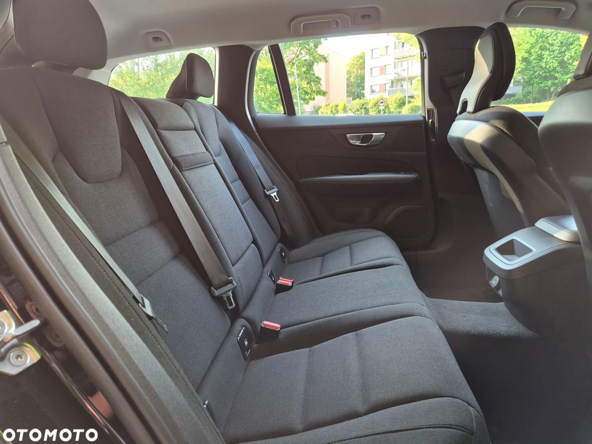 Volvo V60 B4 B Momentum Pro - 18