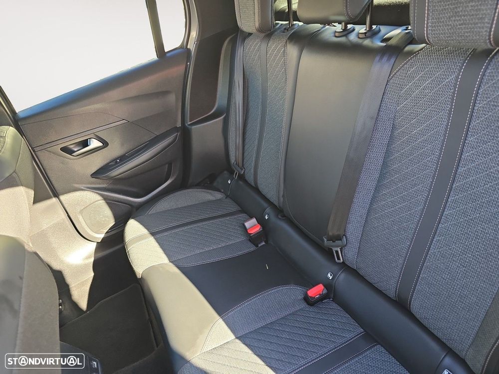 Peugeot 208 1.2 PureTech Allure - 13