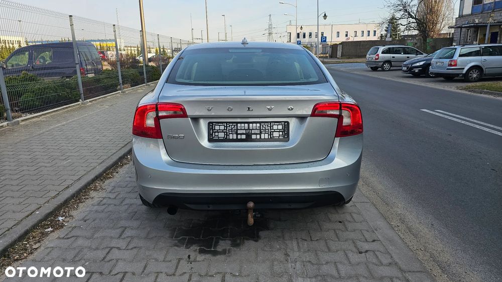 Volvo S60 DRIVe Summum - 4