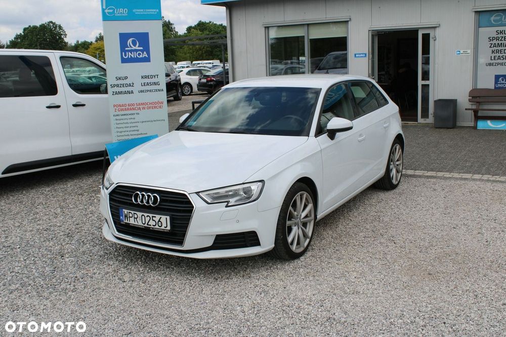 Audi A3 Sportback - 2