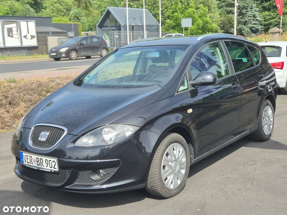 Seat Altea XL 1.6 Reference Comfort - 1