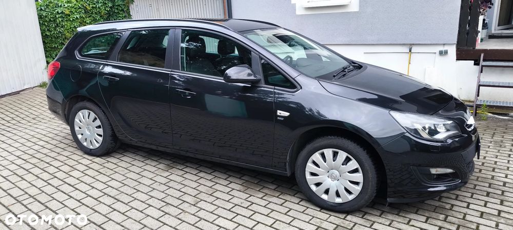 Opel Astra 1.4 Turbo Sport - 1