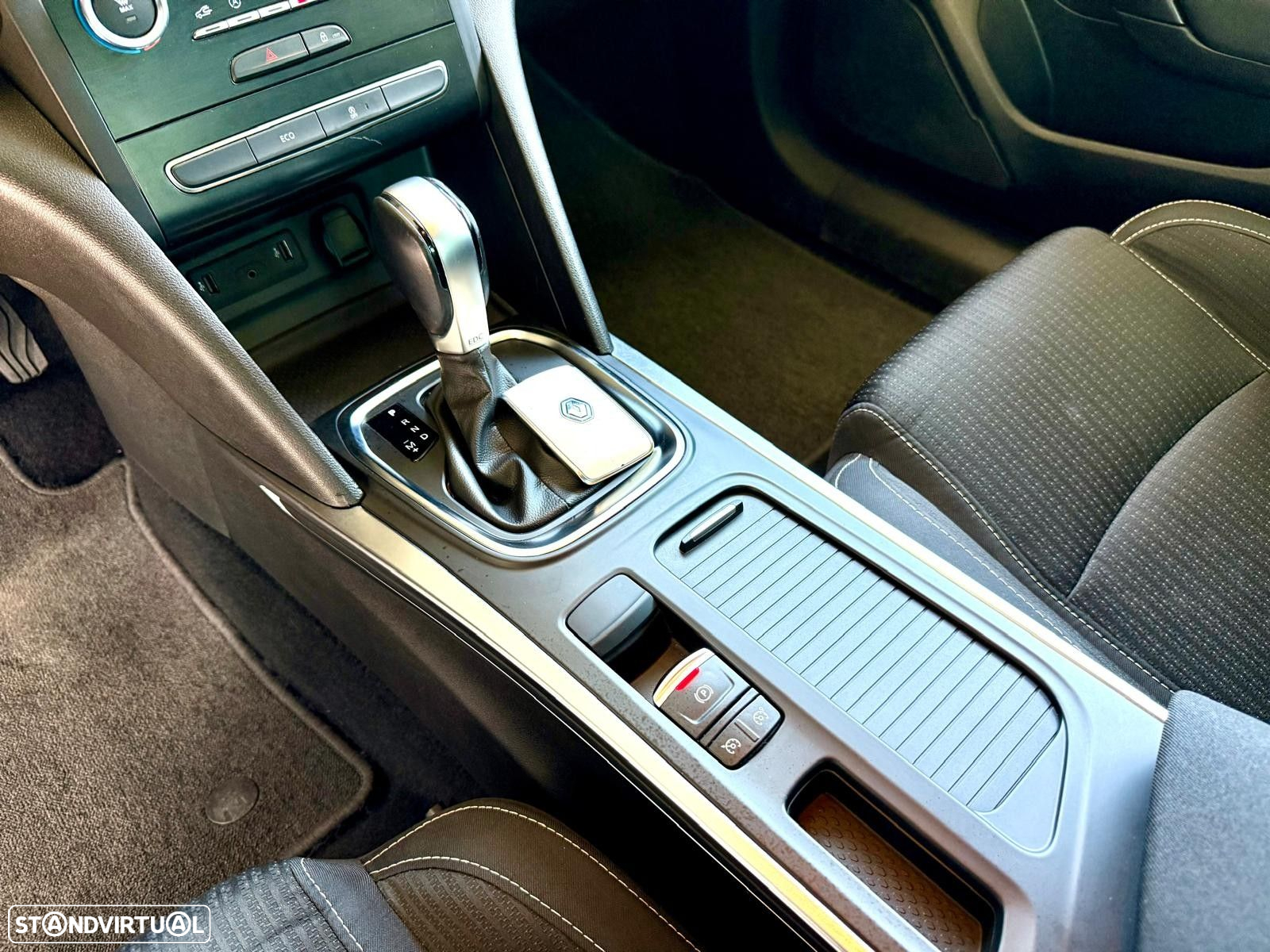 Renault Mégane Grand Coupe 1.5 dCi Limited EDC - 17