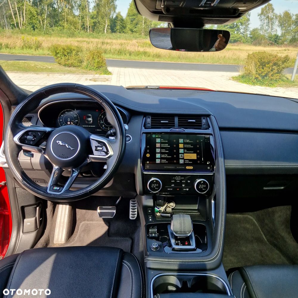 Jaguar E-Pace 2.0 i4P AWD R-Dynamic - 17
