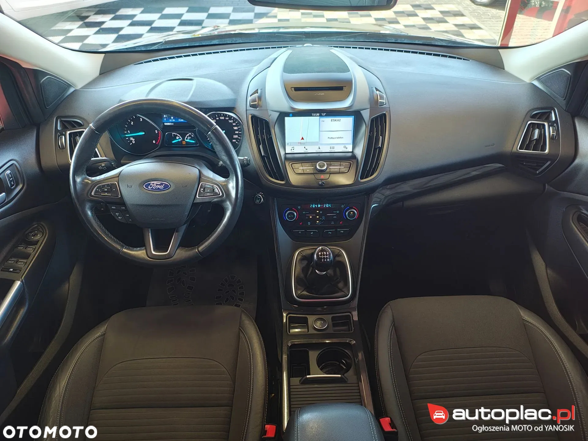 Ford Kuga 2.0 TDCi 4x4 Business Edition - 30