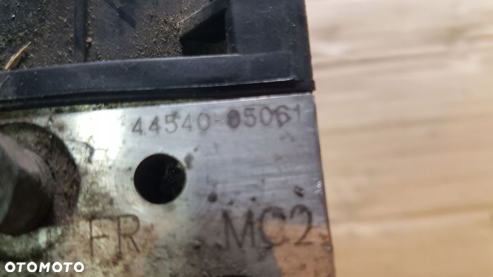 toyota avensis t25 03-08 pompa abs 44540-05061 - 2