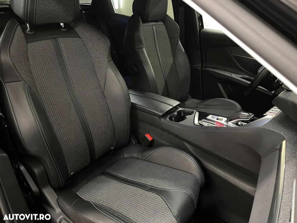Peugeot 3008 225 e-EAT8 Allure Pack - 11