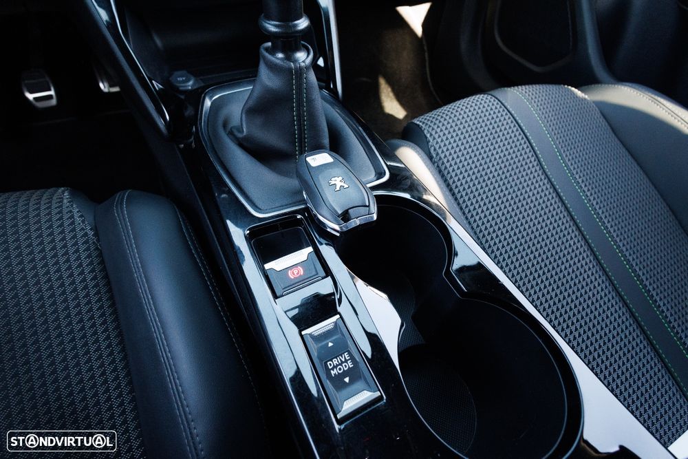 Peugeot 2008 1.5 BlueHDi GT - 36