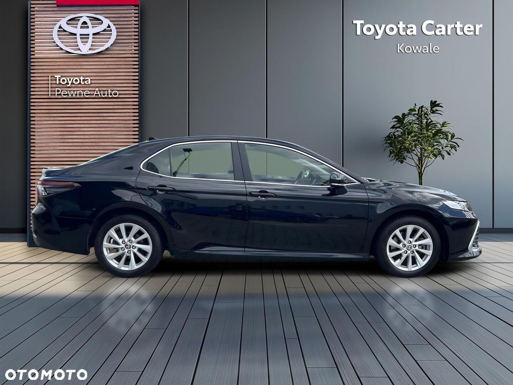 Toyota Camry 2.5 Hybrid Comfort CVT - 6