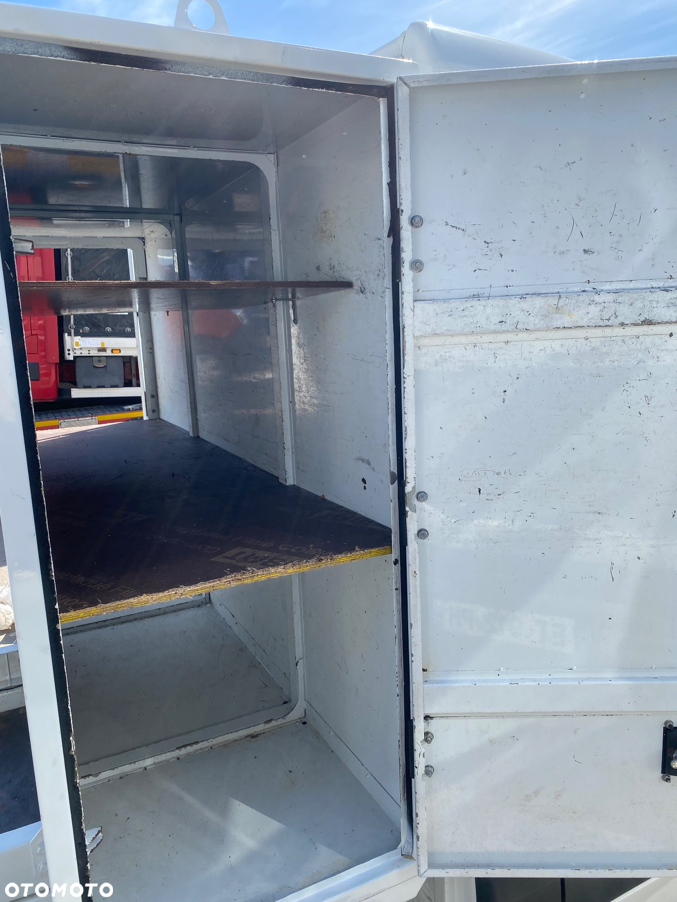 Mercedes-Benz Sprinter wywrotka długa kiper 3,70 cm ,  hak ,4 resory rozstaw osi 4,30 cm - 10