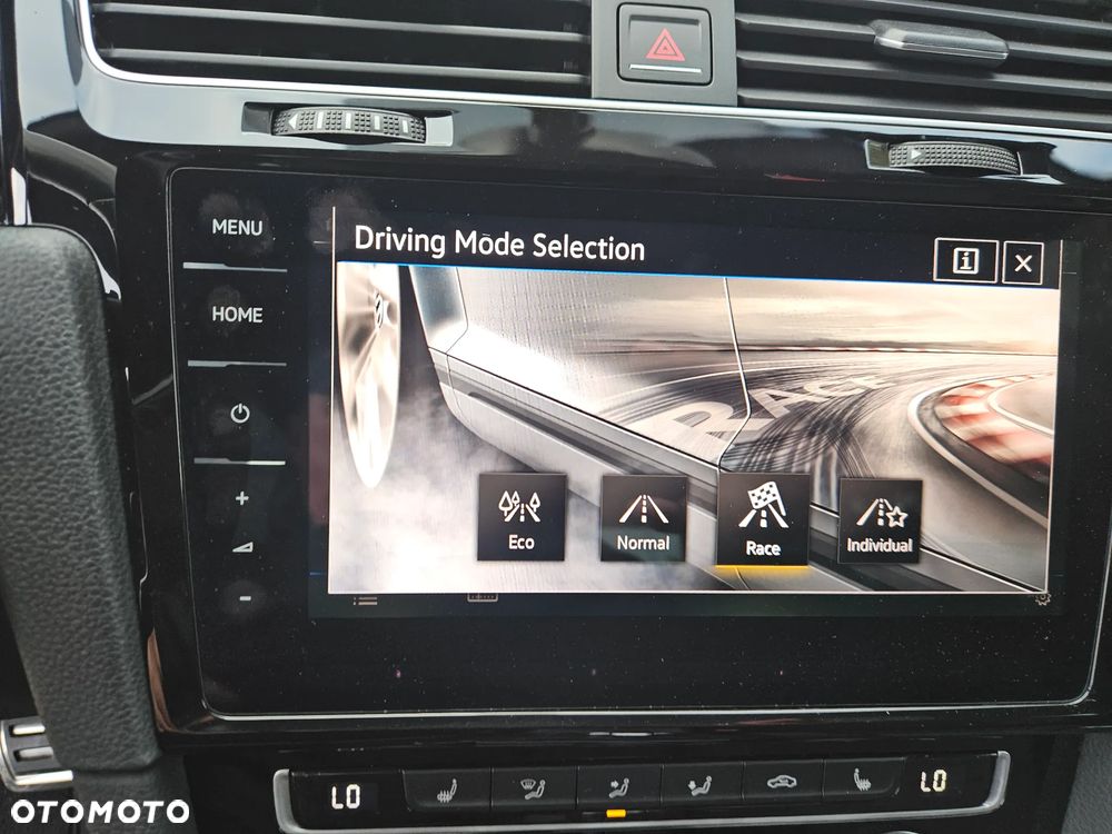 Volkswagen Golf R 4Motion (BlueMotion Technology) DSG - 22