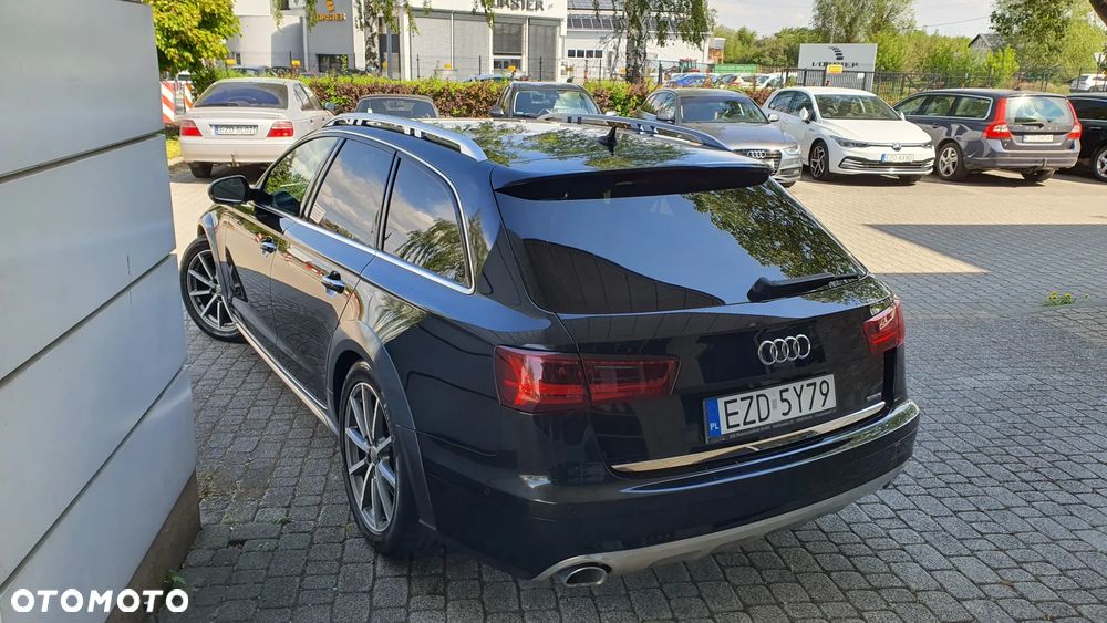 Audi A6 Allroad - 32
