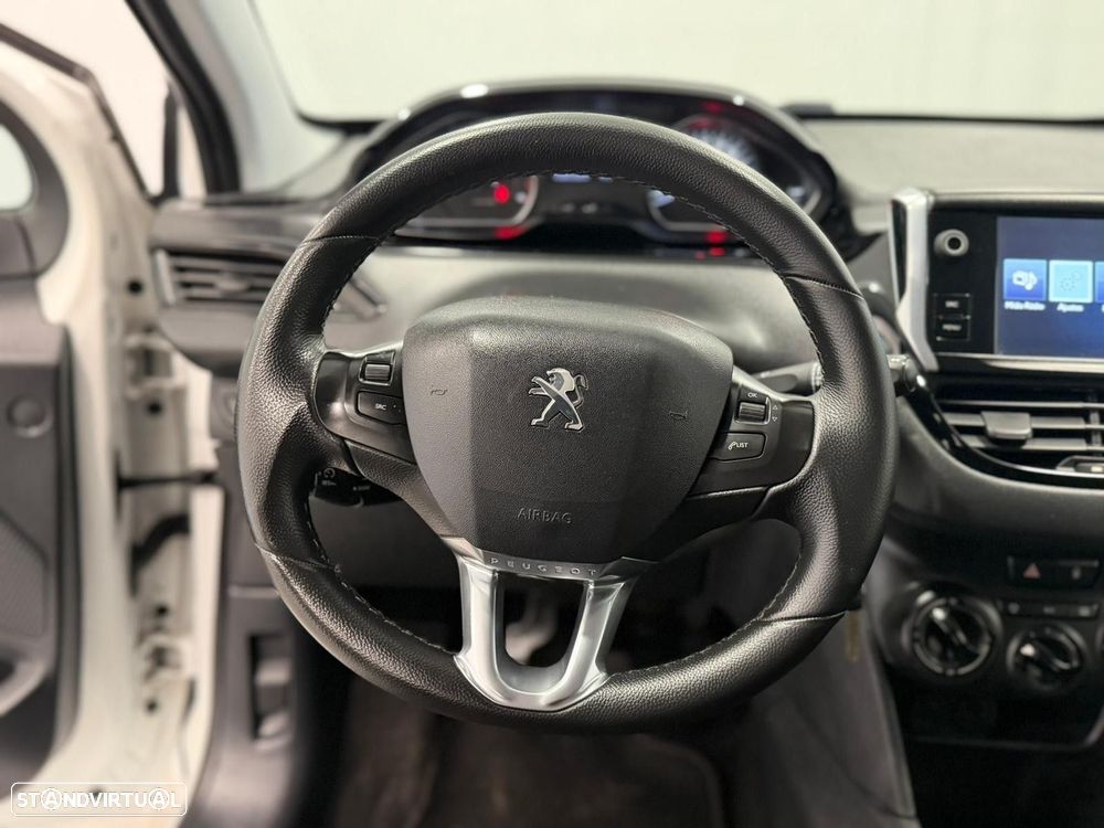 Peugeot 208 1.4 HDi Active - 8
