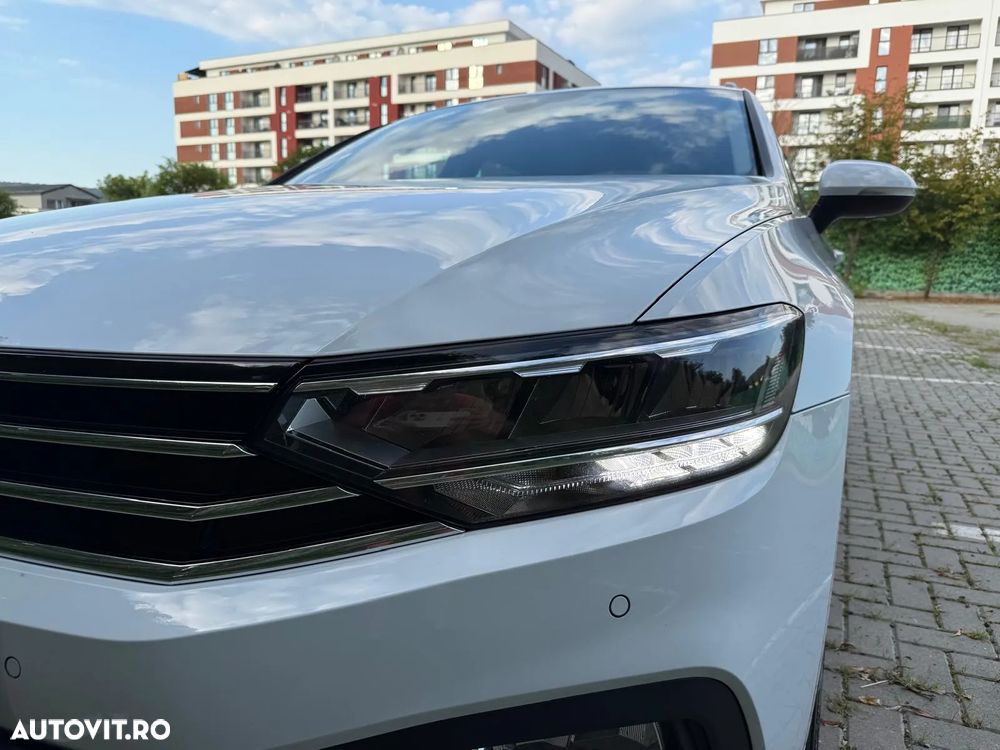 Volkswagen Passat Variant 2.0 TDI DSG (BlueMotion Technology) Comfortline - 14