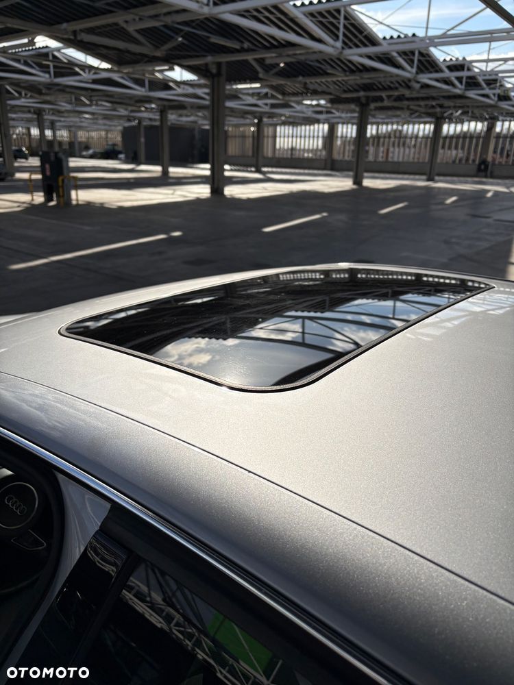 Audi A4 Limousine - 11
