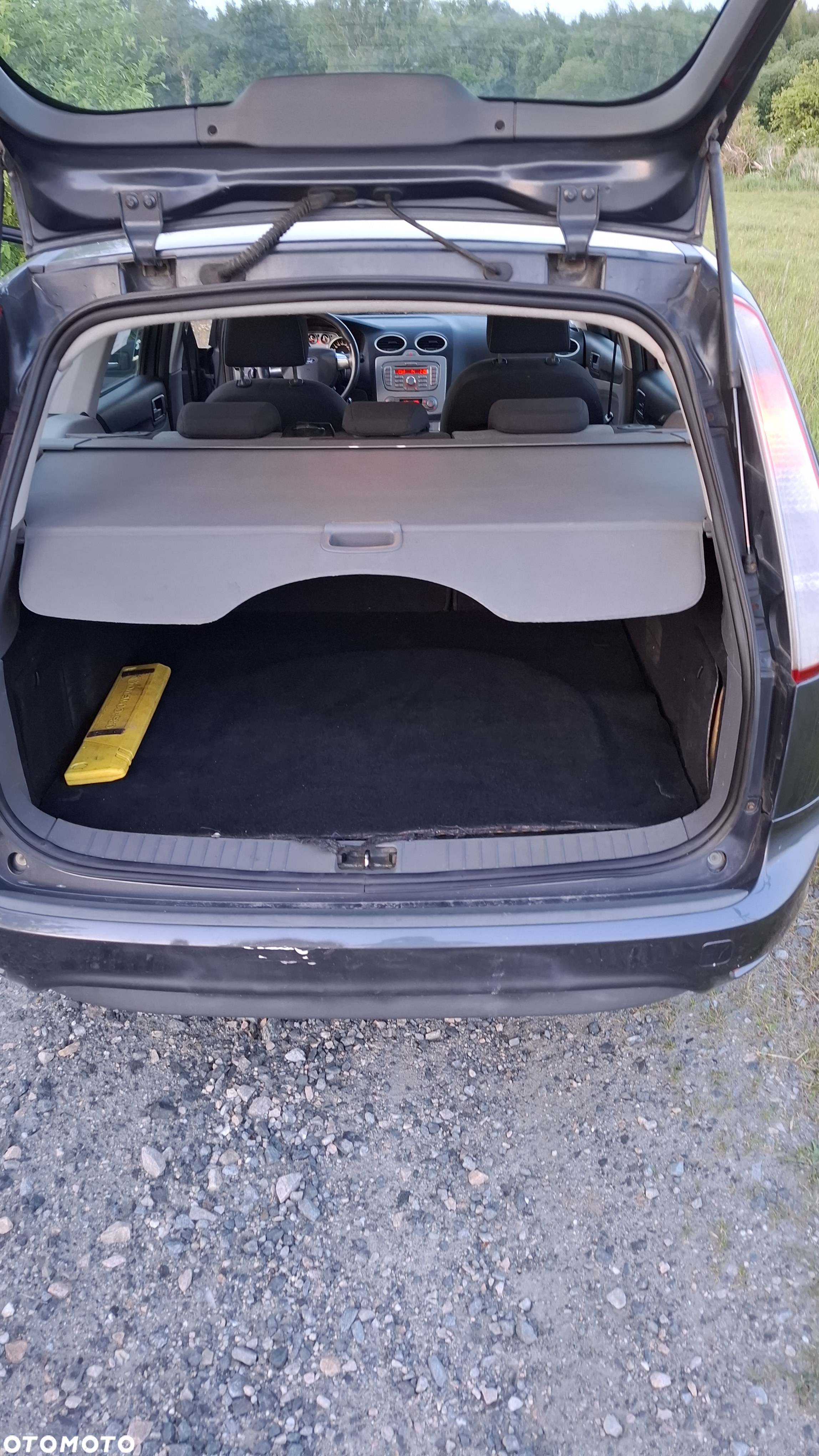 Ford Focus 1.6 Ghia - 19