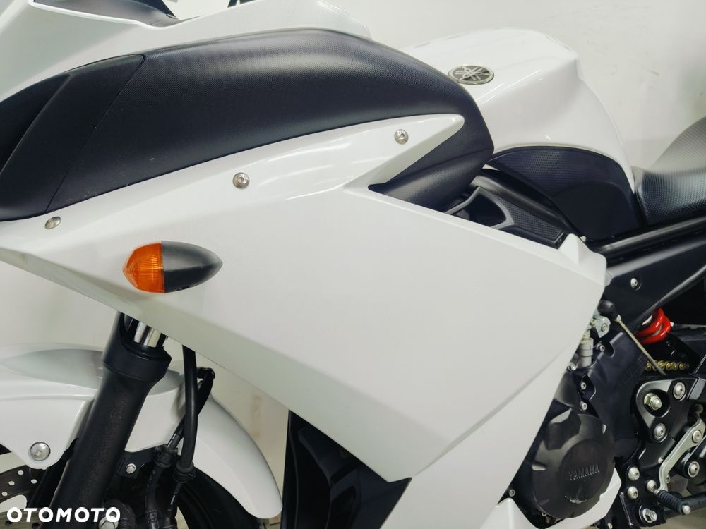 Yamaha XJ - 24