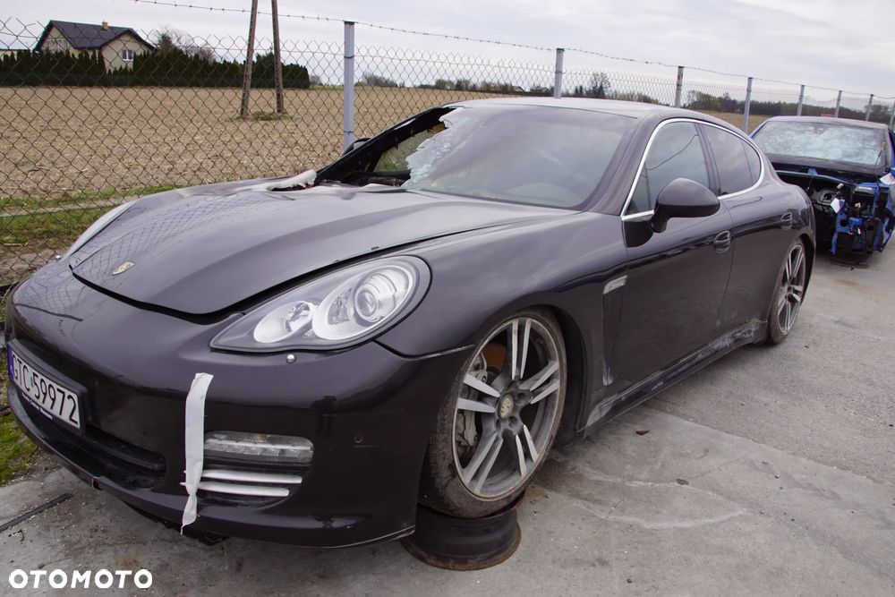Auto na cześci 692106889 Porsche Panamera 4S 970 silnik 4.8 V8 M4840 skrzynia pdk C7035 lakier LM9Z lampy lampa alternator rozrusznik skrzynia silnik drzwi klapa zderzak pas przedni licznik komputer sterownik pompa abs wydech tłumik - 13