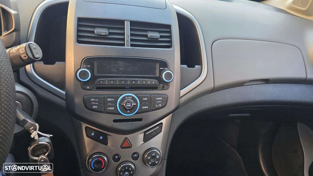 Chevrolet Aveo 1.3 VCDi LTZ - 16